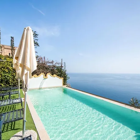 Belvilla By Oyo 4*